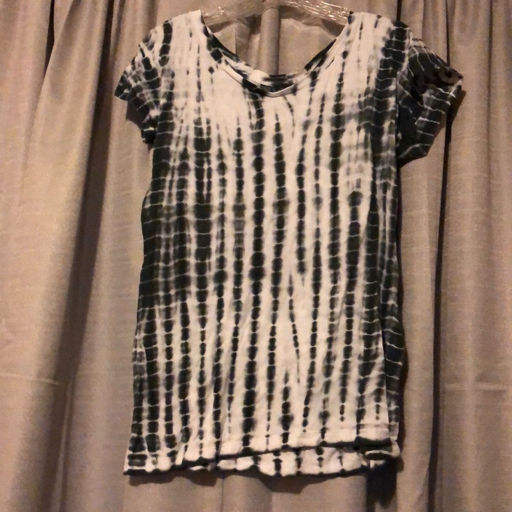 black tye dye top